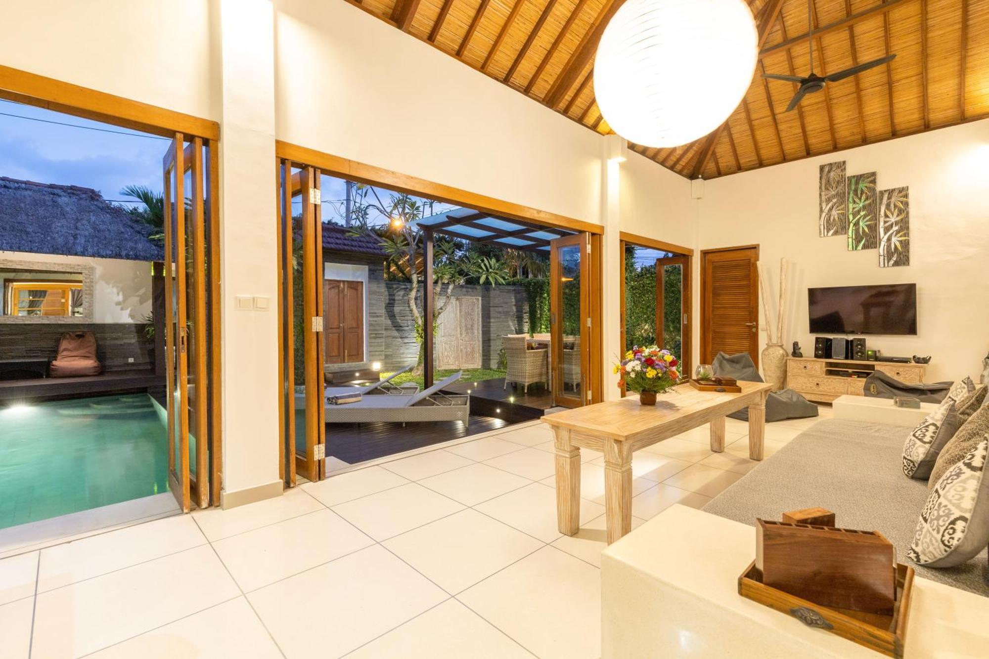 Luxurious And Cozy King Beds, Pool, Closed Living Vila Kuta Lombok Exterior foto